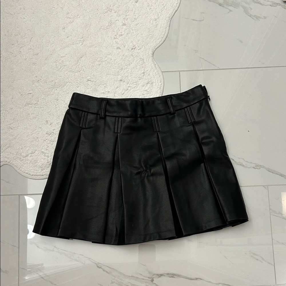 Zara Black Pleated Leather Skirt